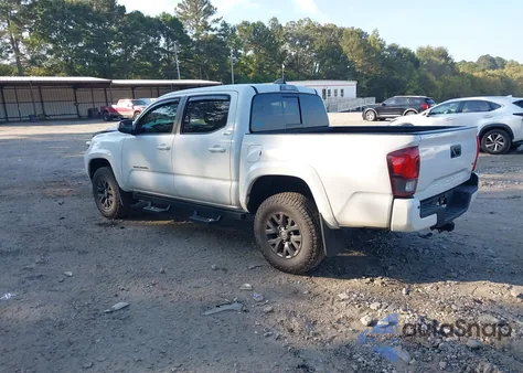 2022 Toyota Tacoma Sr5 V6 z USA, uszkodzony, nr VIN 3TMAZ5CN3NM193585